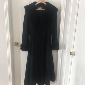 Rare Le château Vintage coat